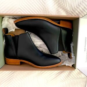 Nisolo Eva Everyday Chelsea boot